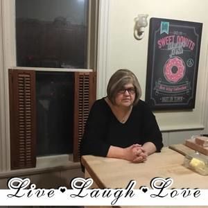 Meet your Posher, Cathy